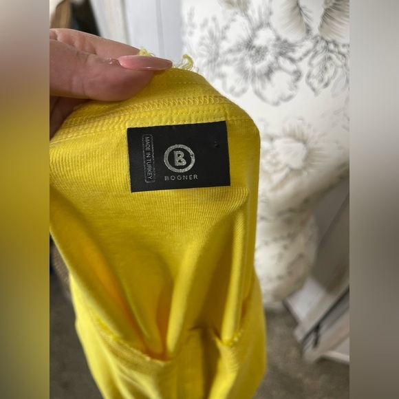 Bogner Yellow Hidden Button Cardigan Sweater Size Large 12 - Picture 5 of 6